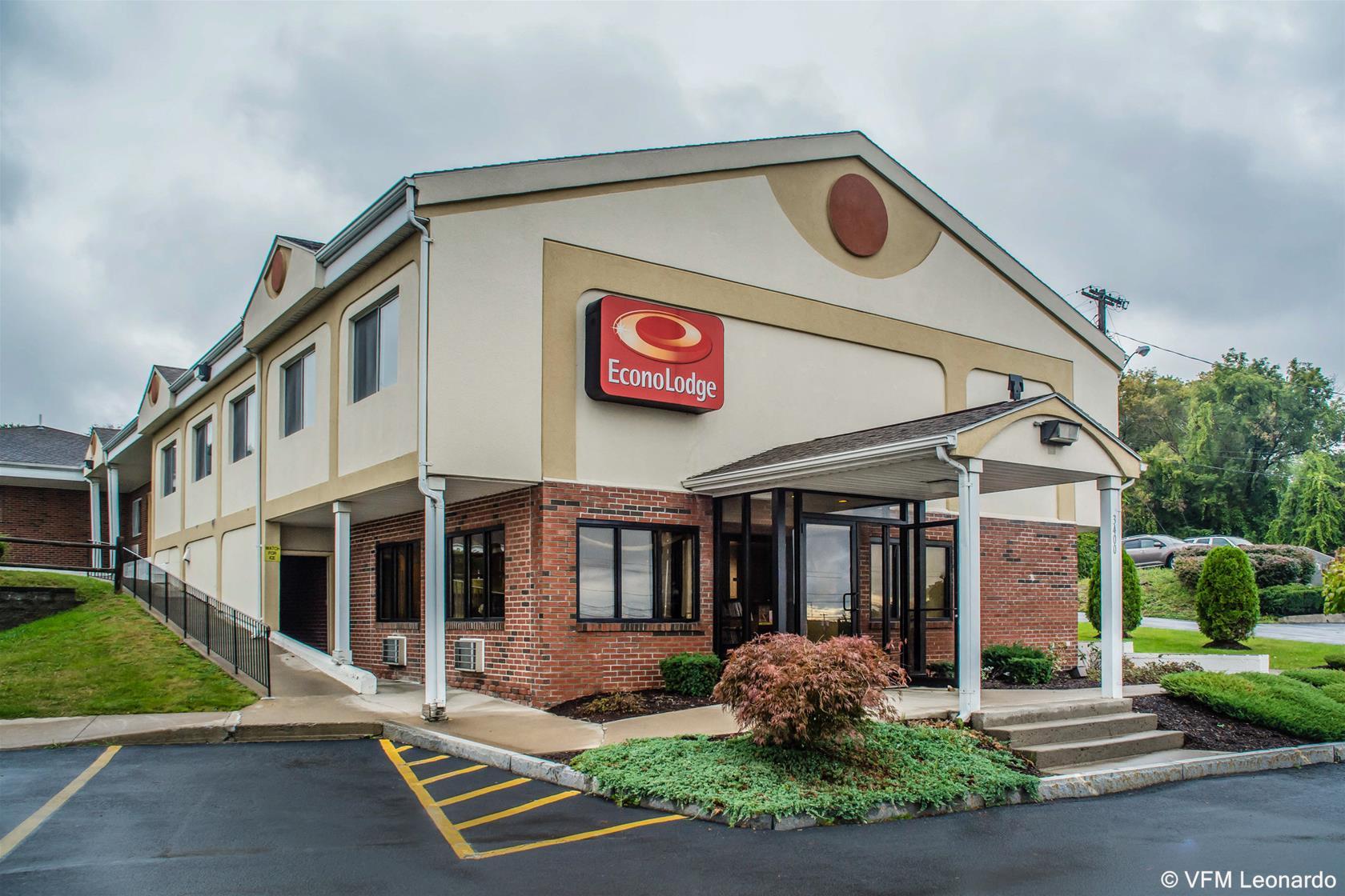 Econo Lodge Dewitt I-90 Ngoại thất bức ảnh