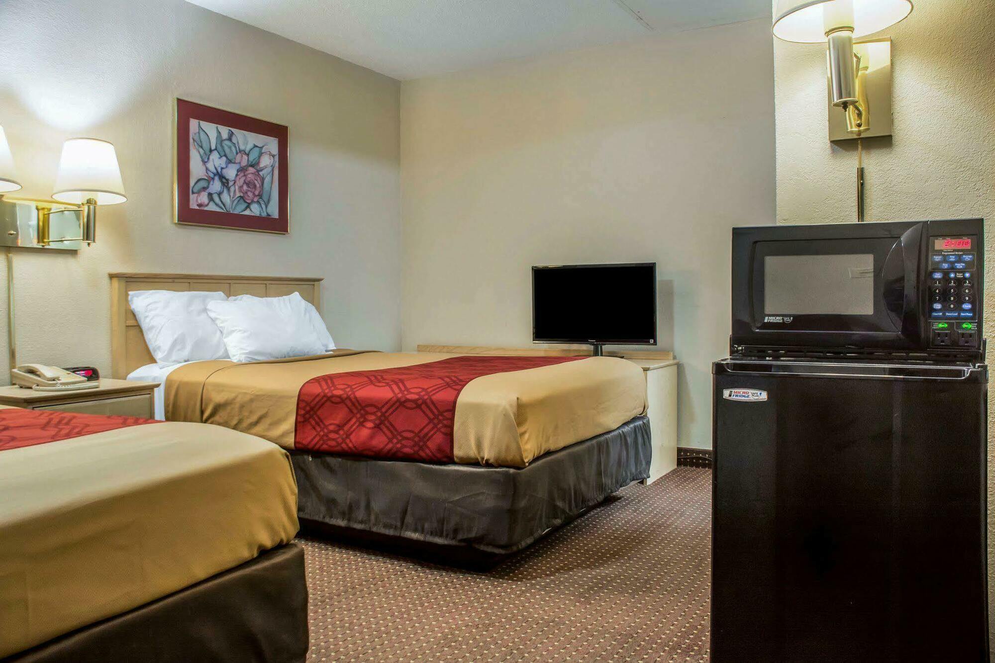 Econo Lodge Dewitt I-90 Ngoại thất bức ảnh